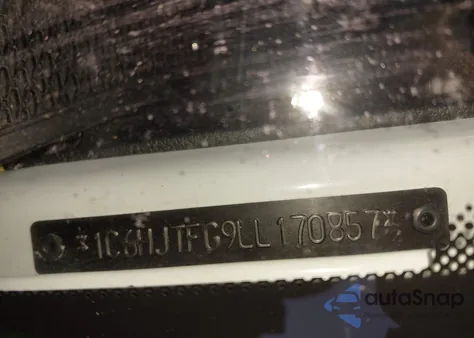 2020 Jeep Gladiator Overland 4X4 from USA, damaged, VIN 1C6HJTFG9LL170857